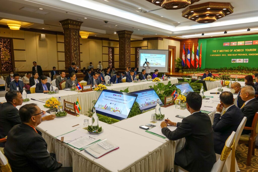 - 8976 1024x683 - ຜູ້ແທນລາວເຂົ້າຮ່ວມກອງປະຊຸມລັດຖະມົນຕີທ່ອງທ່ຽວ ແອັກແມັກ ແລະ ກອງປະຊຸມລັດຖະມົນຕີ ທ່ອງທ່ຽວ ກຳປູເຈຍ-ລາວ-ມຽນມາ-ຫວຽດນາມ ທີ່ກໍາປູເຈຍ - 8976 1024x683 - ຜູ້ແທນລາວເຂົ້າຮ່ວມກອງປະຊຸມລັດຖະມົນຕີທ່ອງທ່ຽວ ແອັກແມັກ ແລະ ກອງປະຊຸມລັດຖະມົນຕີ ທ່ອງທ່ຽວ ກຳປູເຈຍ-ລາວ-ມຽນມາ-ຫວຽດນາມ ທີ່ກໍາປູເຈຍ